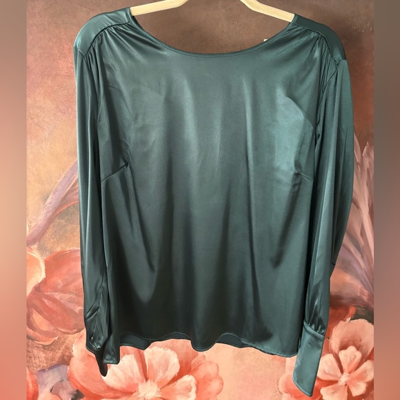 JG Hook Tops - New with Tag Forest Green JG Hook Blouse Size 16